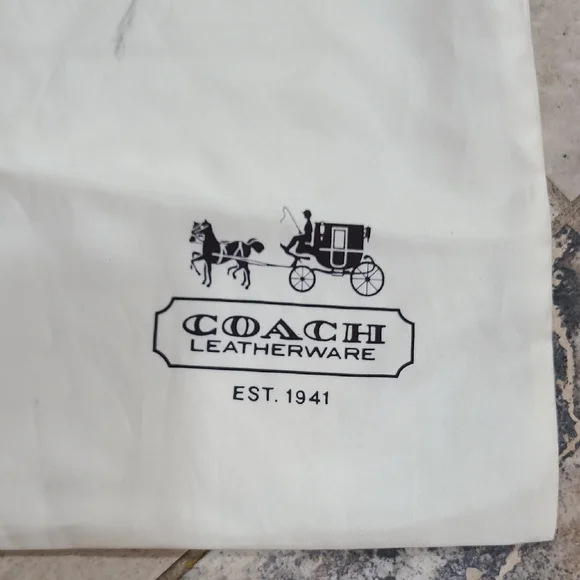 Coach Cream Leatherware Tote 23.5 X 19" - Picture 2 of 6